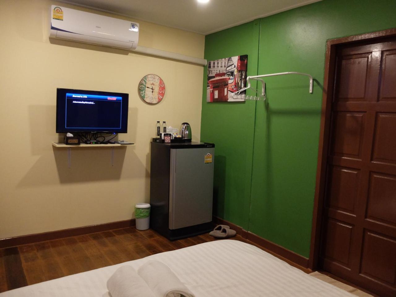 Bed In Beyt Boutique Hotel Nonthaburi Buitenkant foto